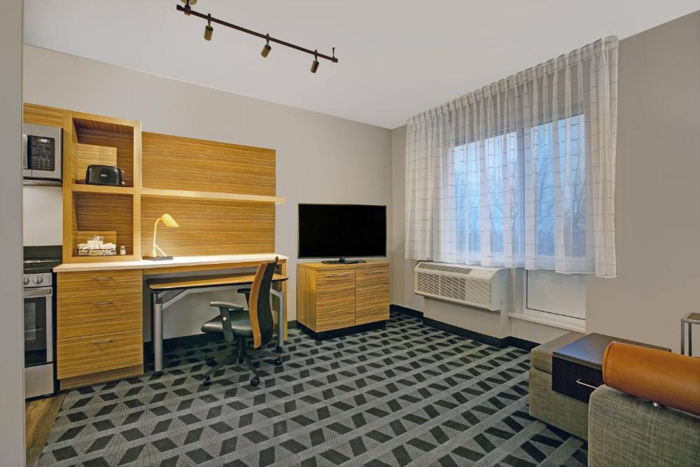 Studio, 1 King, Sofa bed interior
